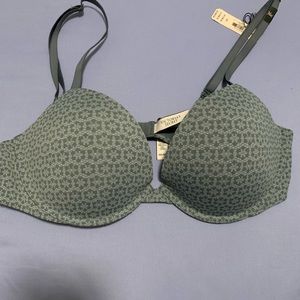 Victoria’s Secret Bra
